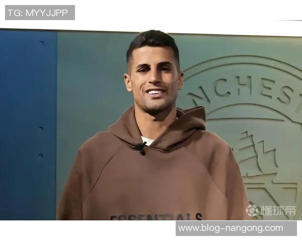 罗马诺透露坎塞洛转会已定巴萨需尽快做出决定